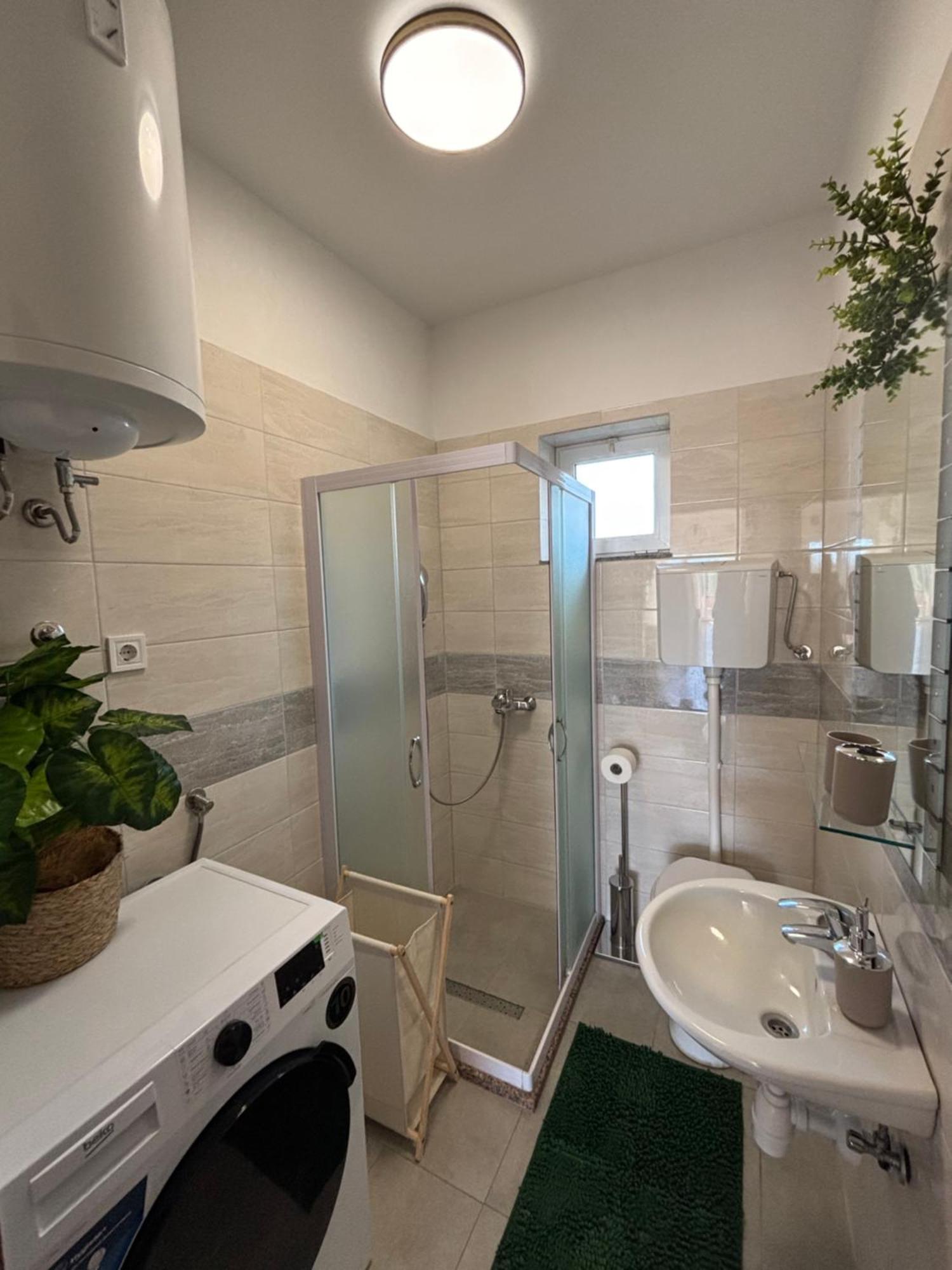 Holiday home With Pool Ante Vrsi